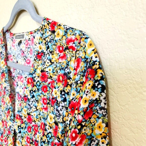 Pleione red bodysuit women floral faux wrap style deep neckline size S - Picture 6 of 9